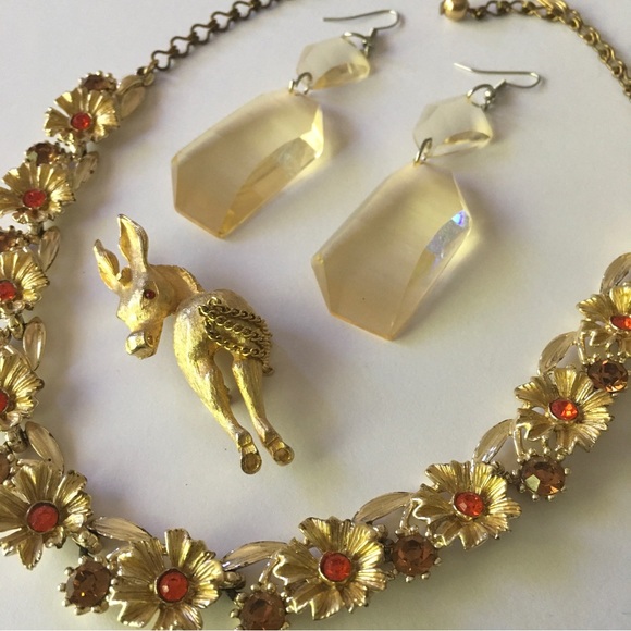 VTG 🌼 Golden Curated Trio jewelry set - Picture 14 of 16